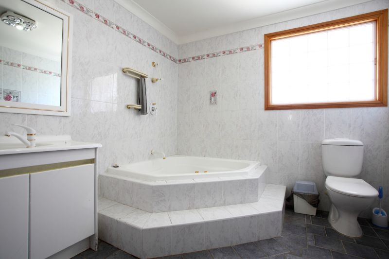 Cost of Bathtub Installation in Savage, MN